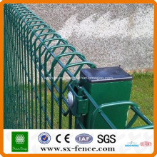 Decorative Triangle Roll Top Fencing